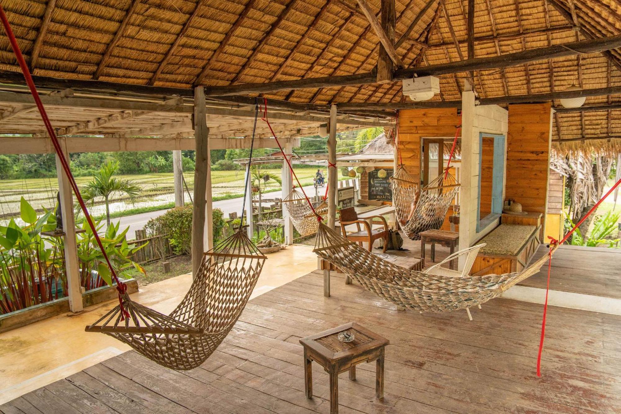 Butterfly Hostel, Paj Kültér fotó