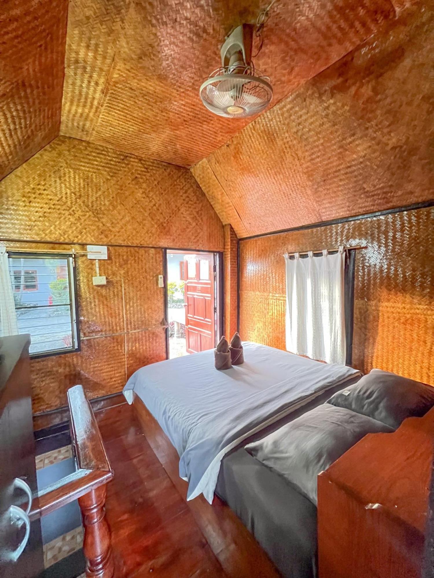 Butterfly Hostel, Paj Kültér fotó