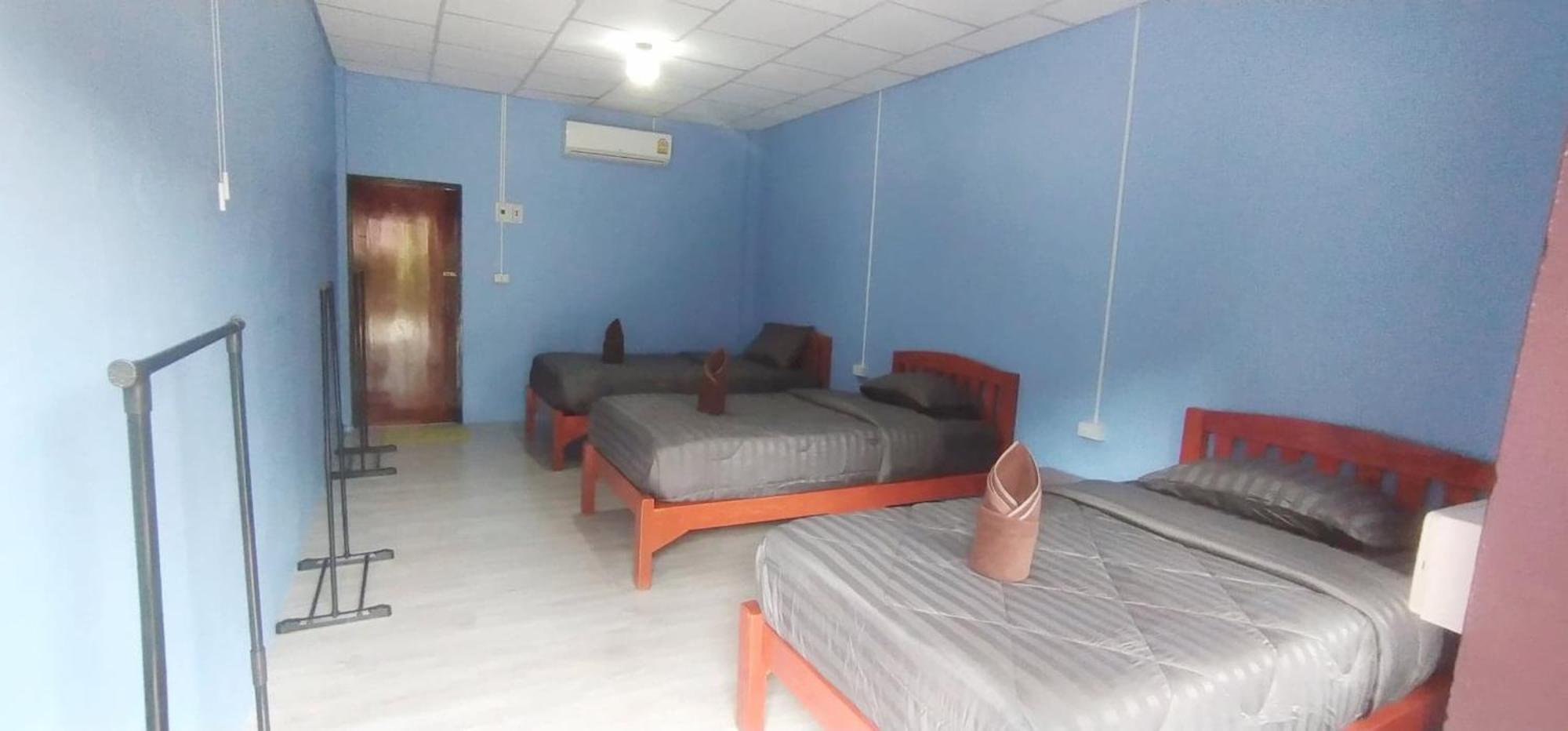Butterfly Hostel, Paj Kültér fotó