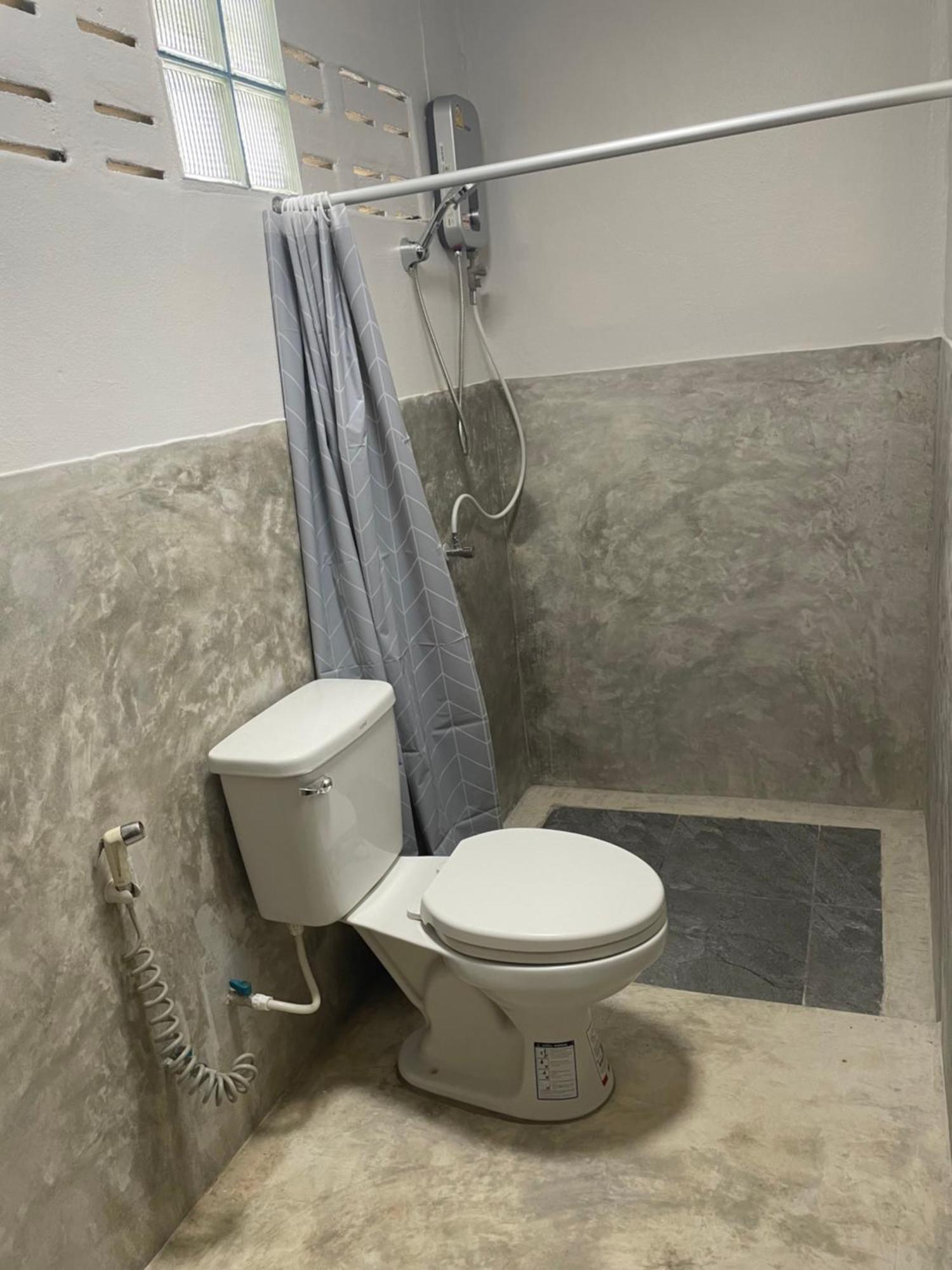 Butterfly Hostel, Paj Kültér fotó